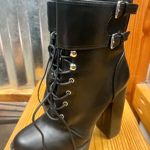 Block boot - Picture 2 of 4